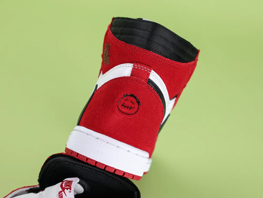 Air Jordan 1 Retro High Chicago Top Version Reps - Image 11