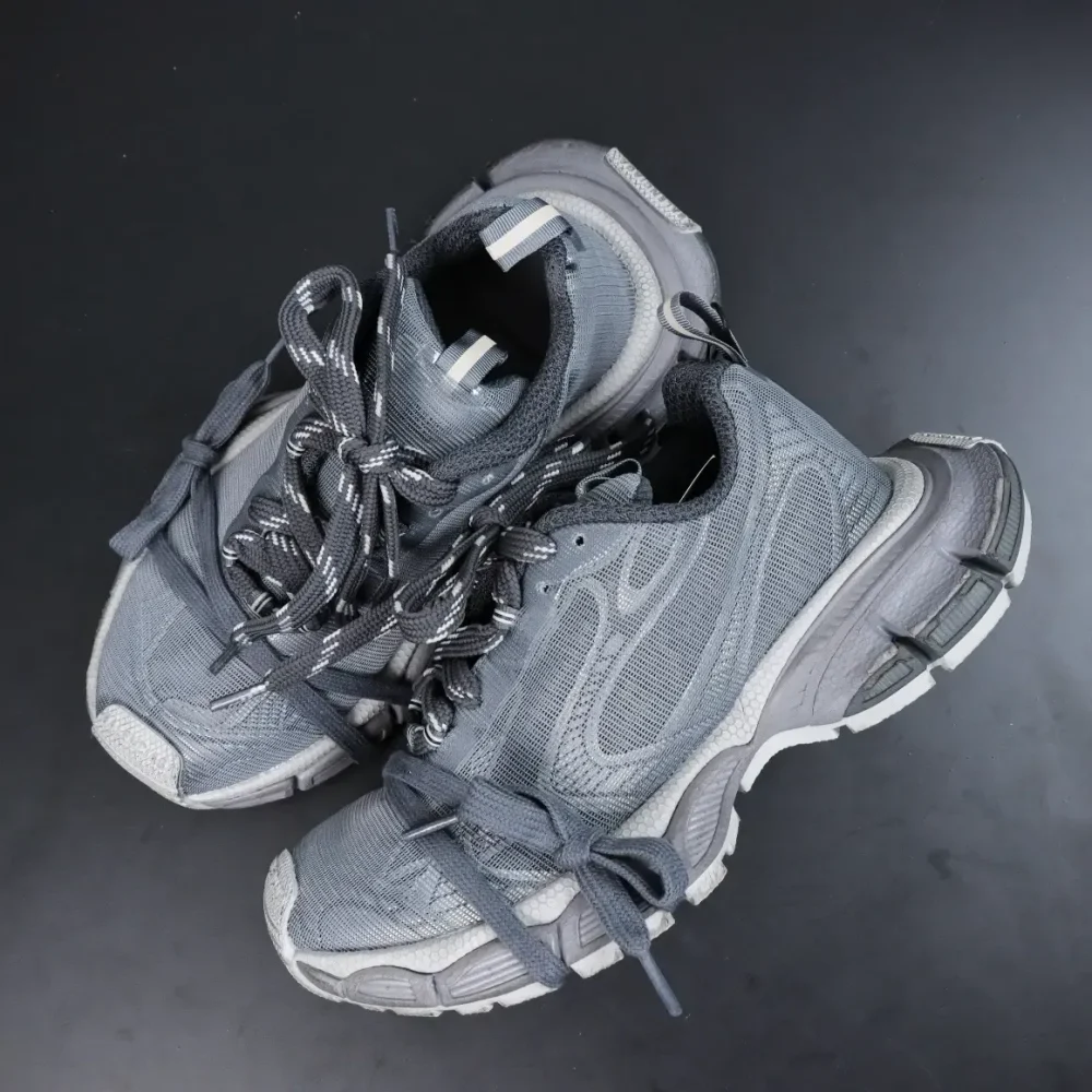 Balenciaga 3XL 10th Generation Low Top Sneakers Gray - Image 2