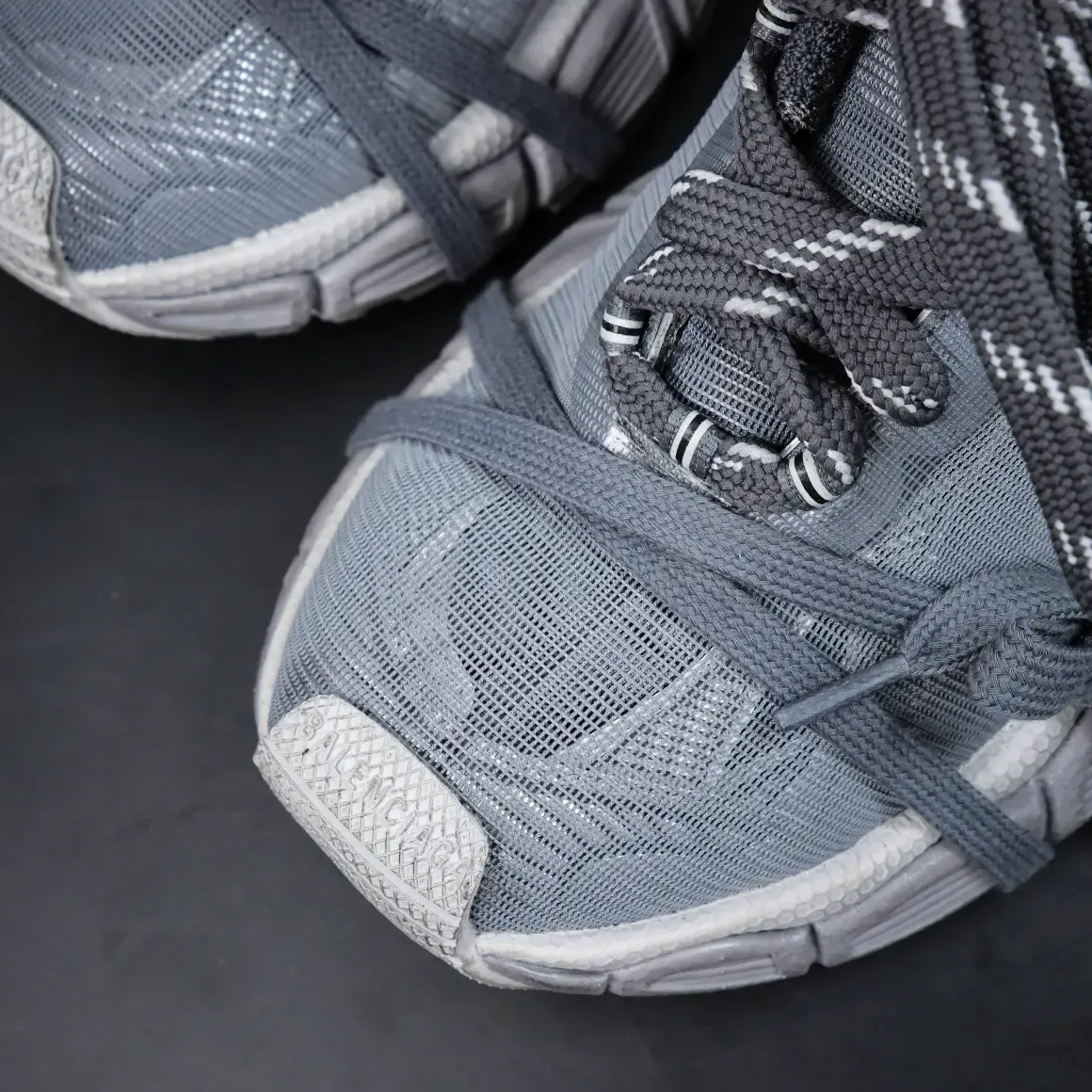 Balenciaga 3XL 10th Generation Low Top Sneakers Gray - Image 9