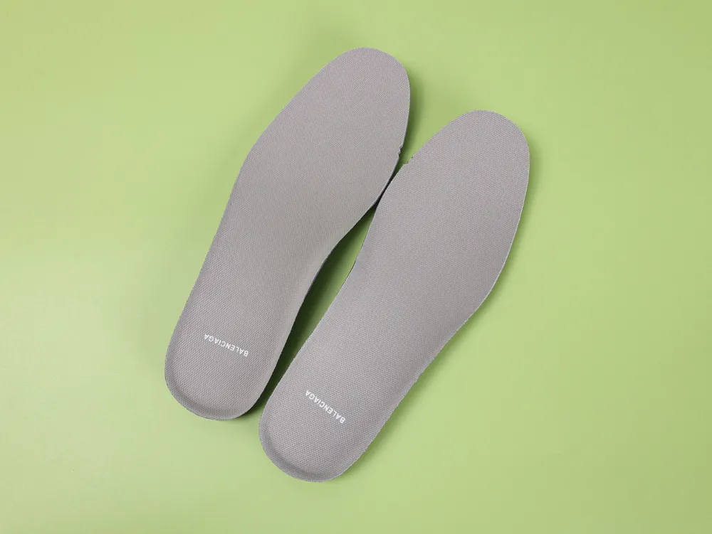 Balenciaga Hamptons Medium Worn-Out Sneaker Blue - Image 3