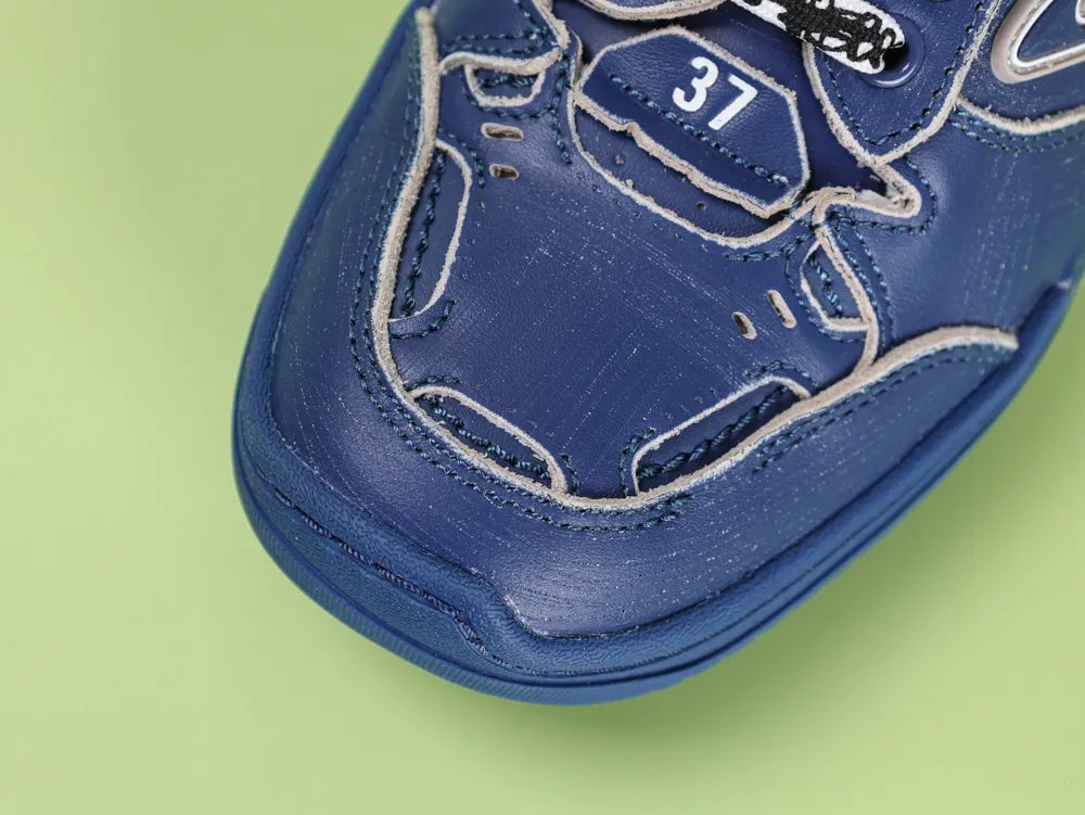 Balenciaga Hamptons Medium Worn-Out Sneaker Blue - Image 8