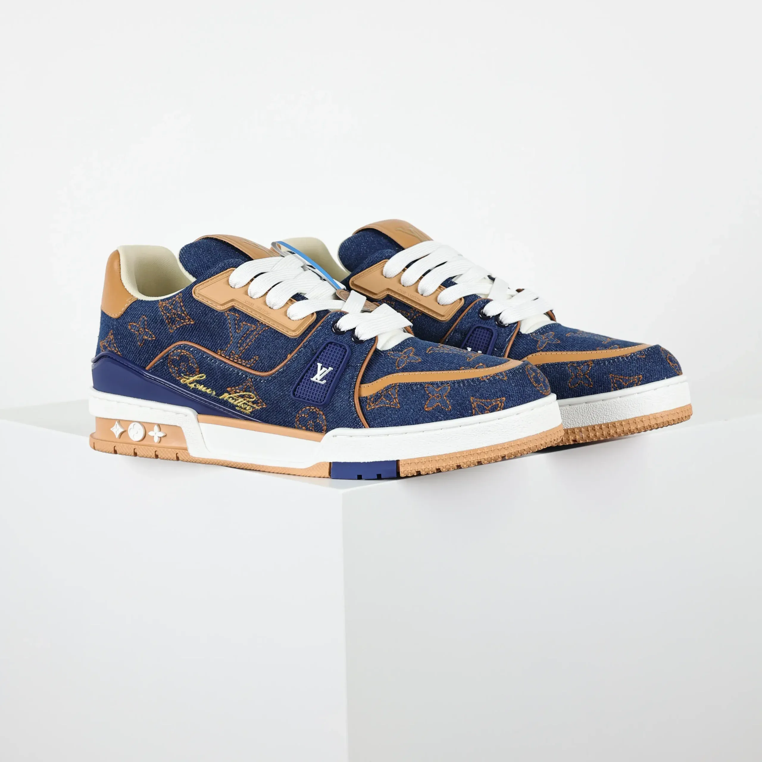 Sneaker Skate Shoes In Blue Calfskin And Denim With Embroidered Letters - Image 2