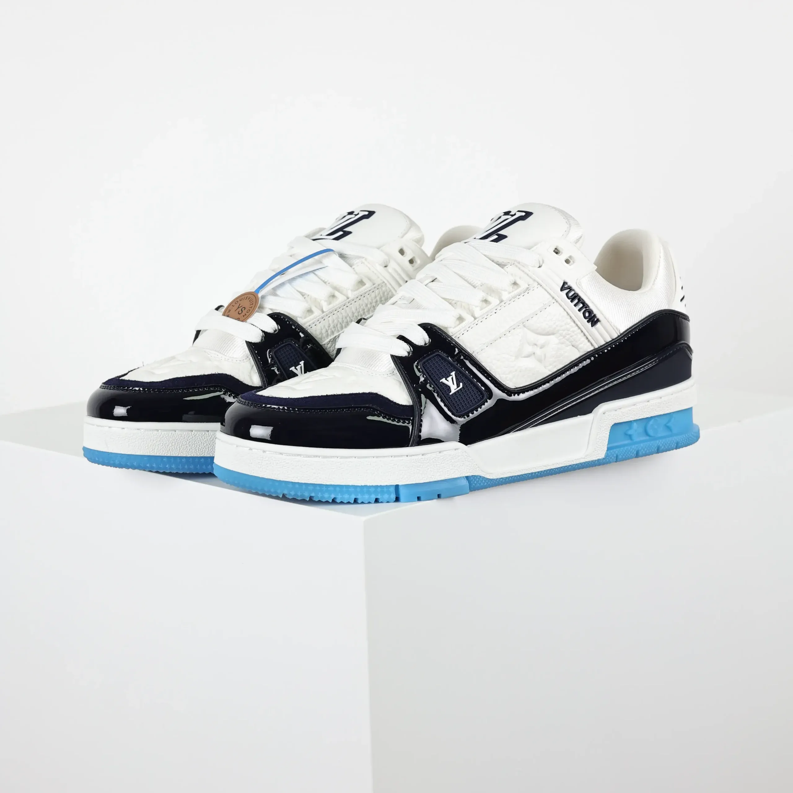 Trainer Monogram Sneakers In White Grained Calfskin And Black And Blue Patent Leather - Image 3
