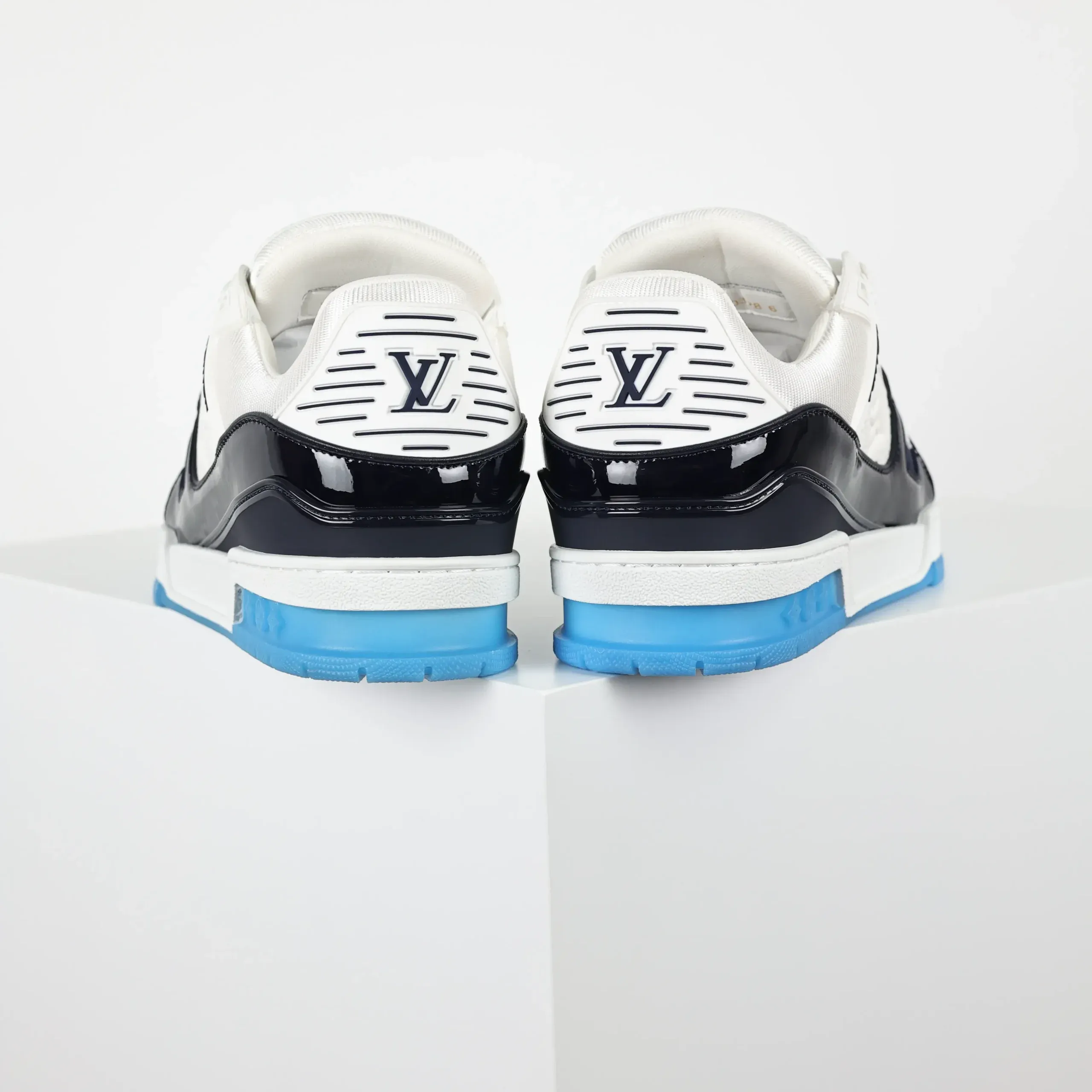 Trainer Monogram Sneakers In White Grained Calfskin And Black And Blue Patent Leather - Image 4