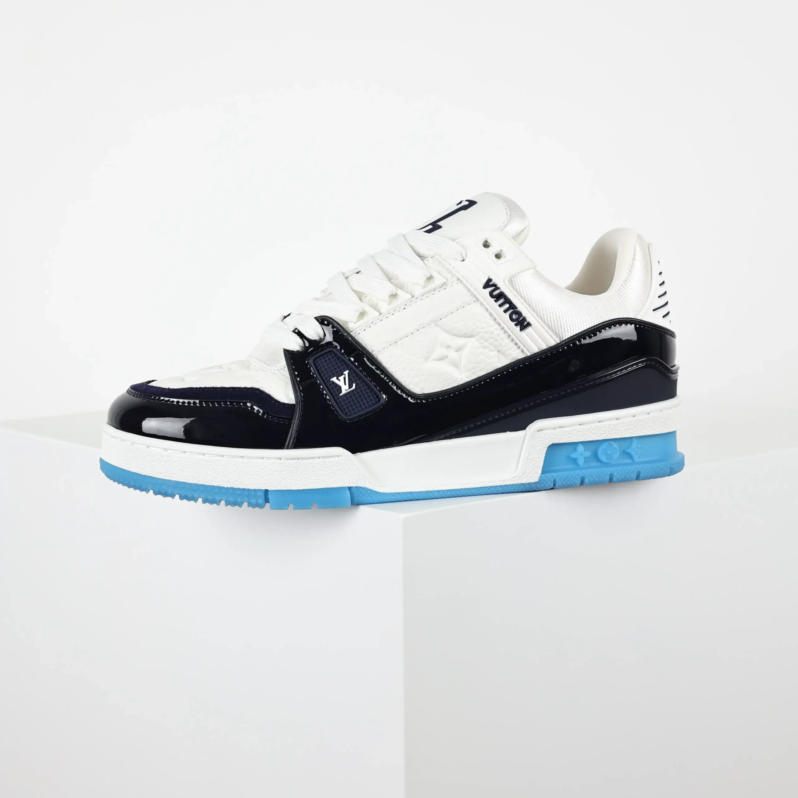 Trainer Monogram Sneakers In White Grained Calfskin And Black And Blue Patent Leather - Image 6