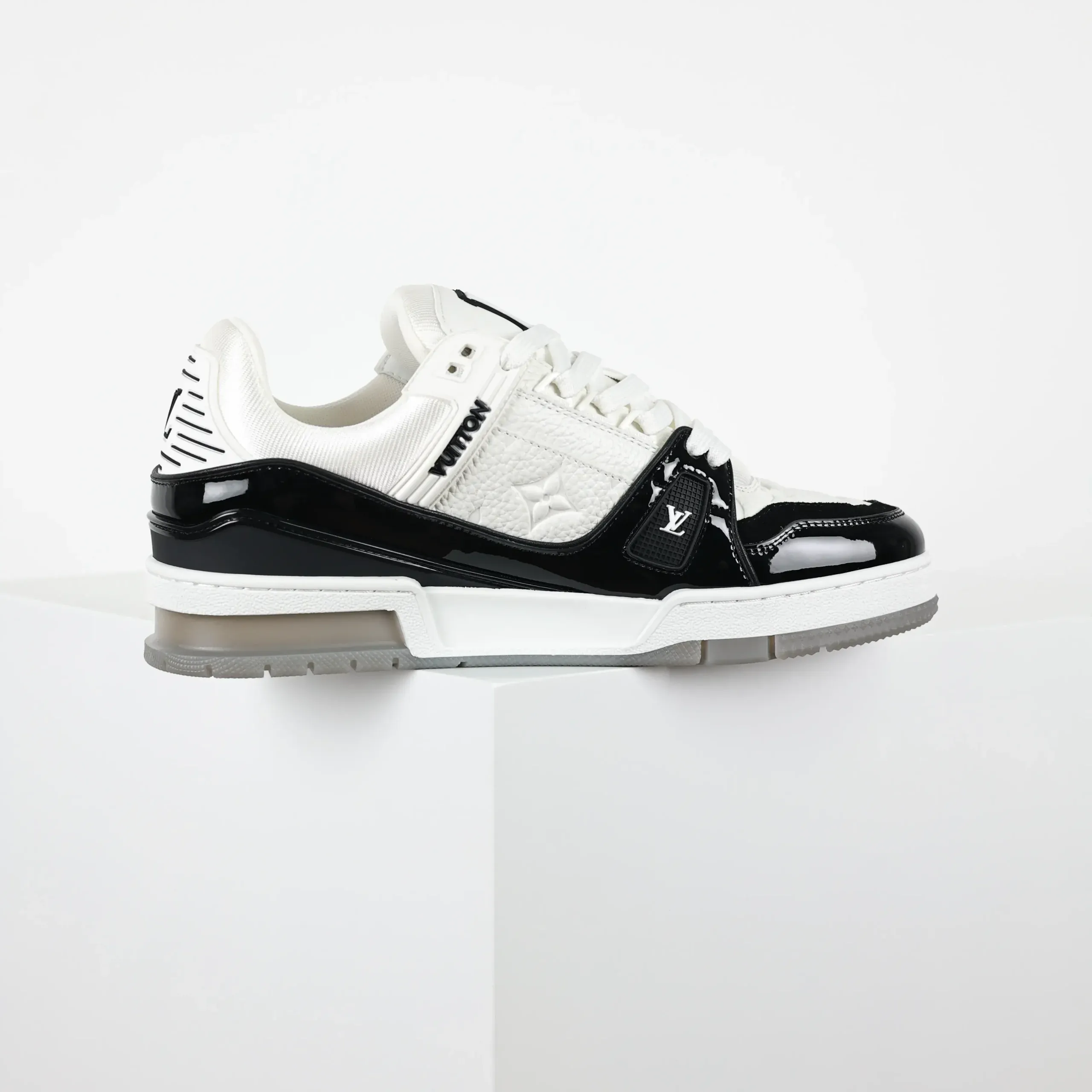 Trainer Monogram Sneakers In White Grained Calfskin And Black Patent Leather - Image 6