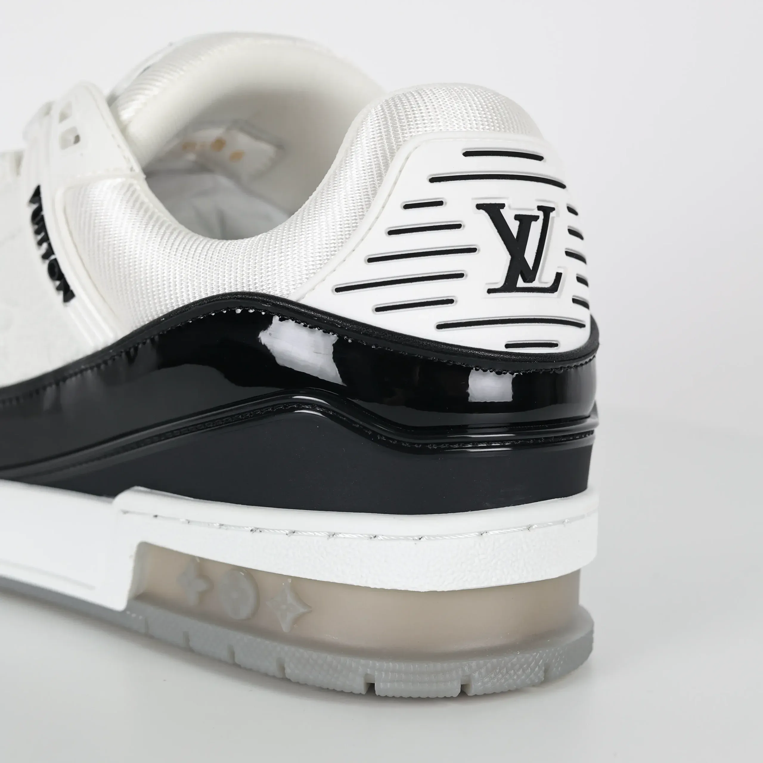 Trainer Monogram Sneakers In White Grained Calfskin And Black Patent Leather - Image 9