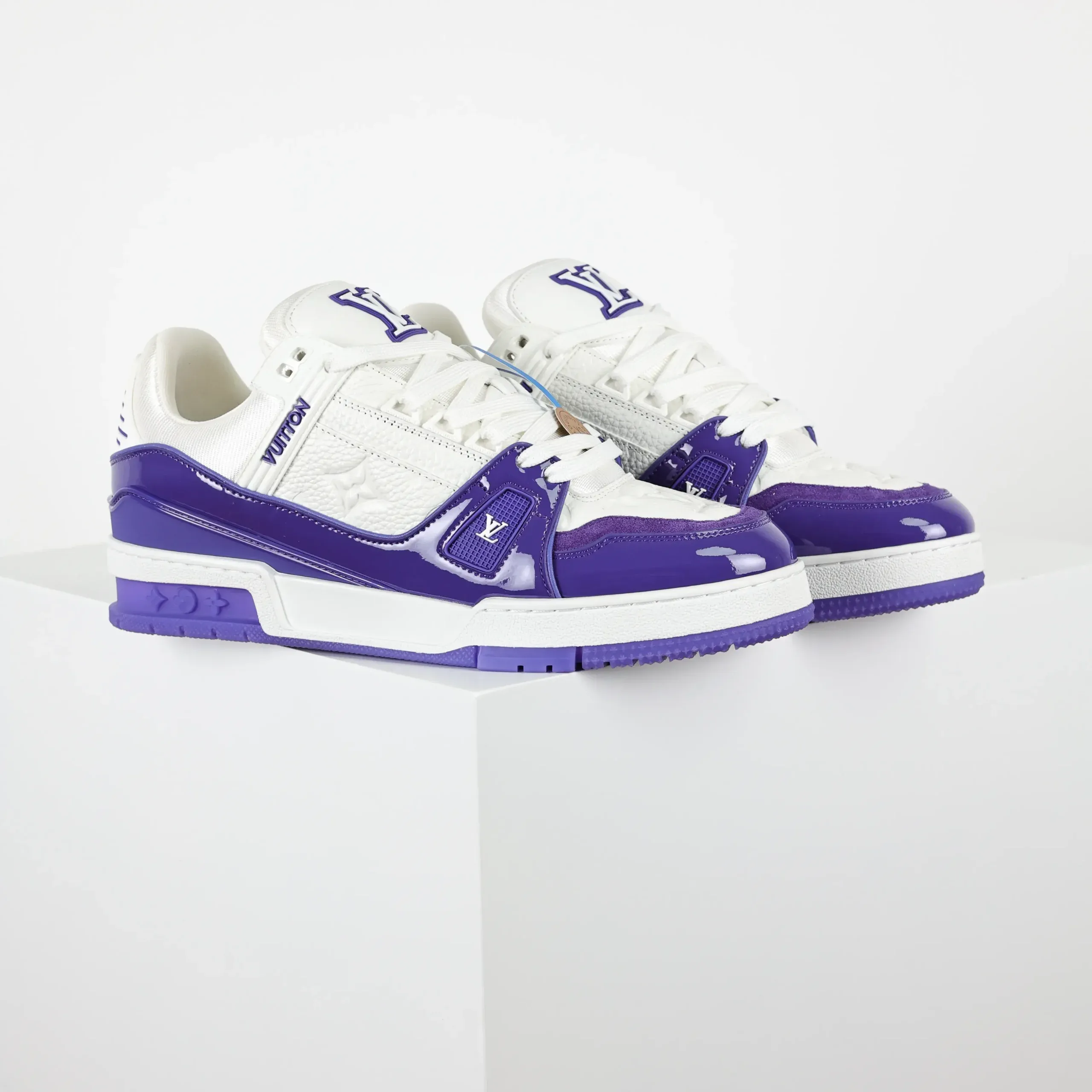 Trainer sneaker in purple grained calfskin and patent leather with Monogram logo - Image 2