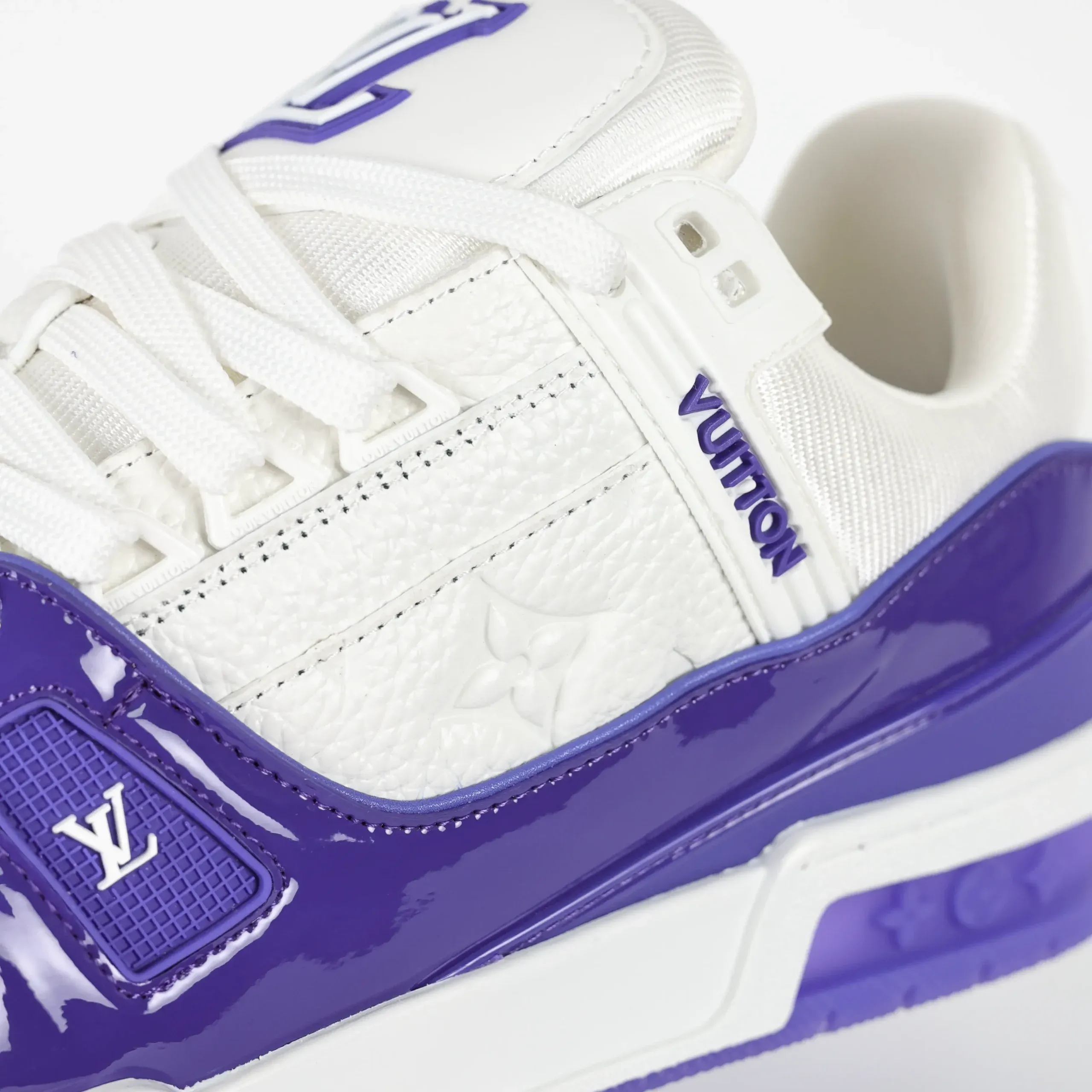 Trainer sneaker in purple grained calfskin and patent leather with Monogram logo - Image 11