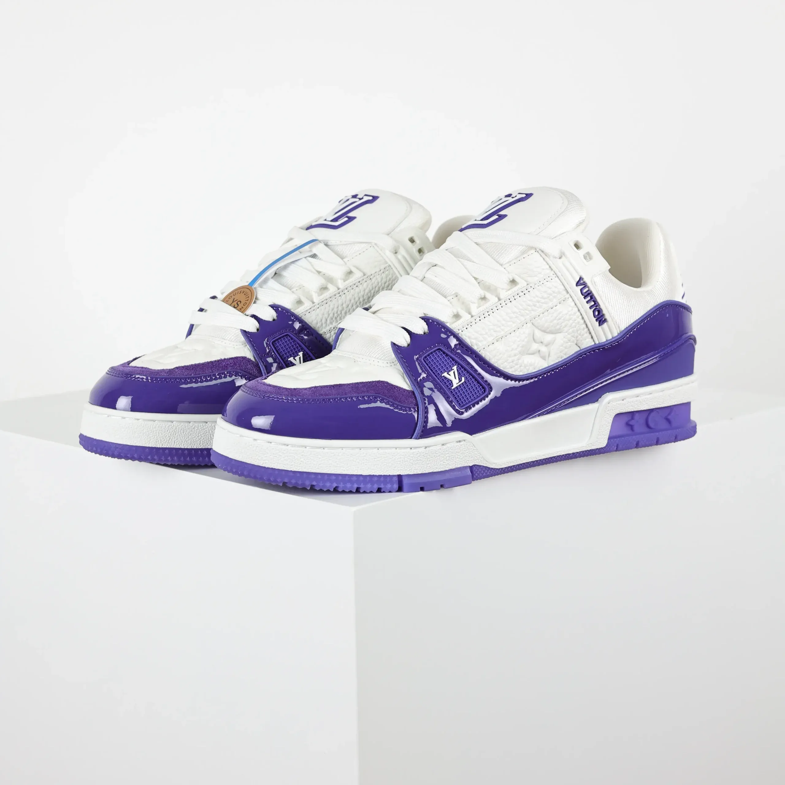 Trainer sneaker in purple grained calfskin and patent leather with Monogram logo - Image 3