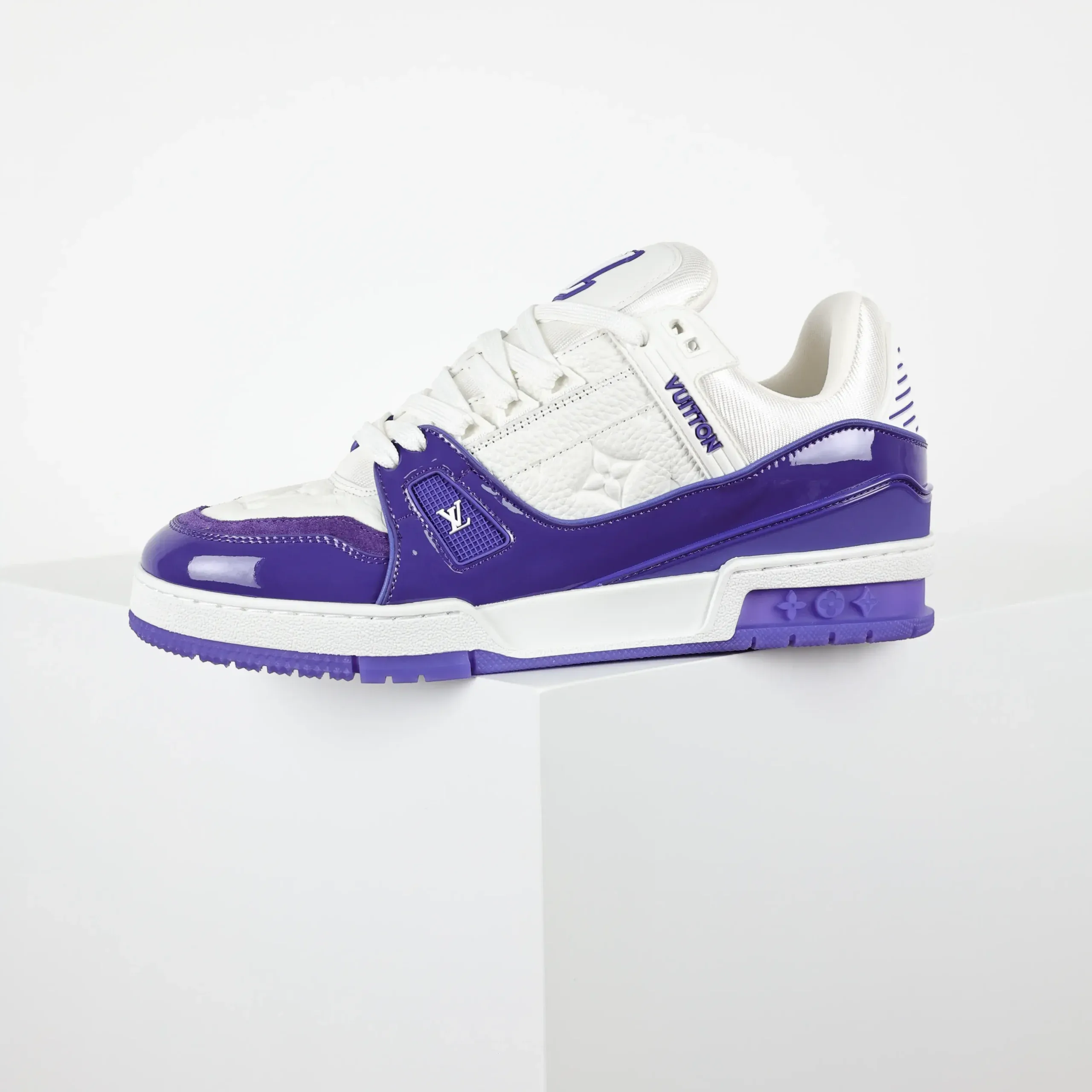 Trainer sneaker in purple grained calfskin and patent leather with Monogram logo - Image 4