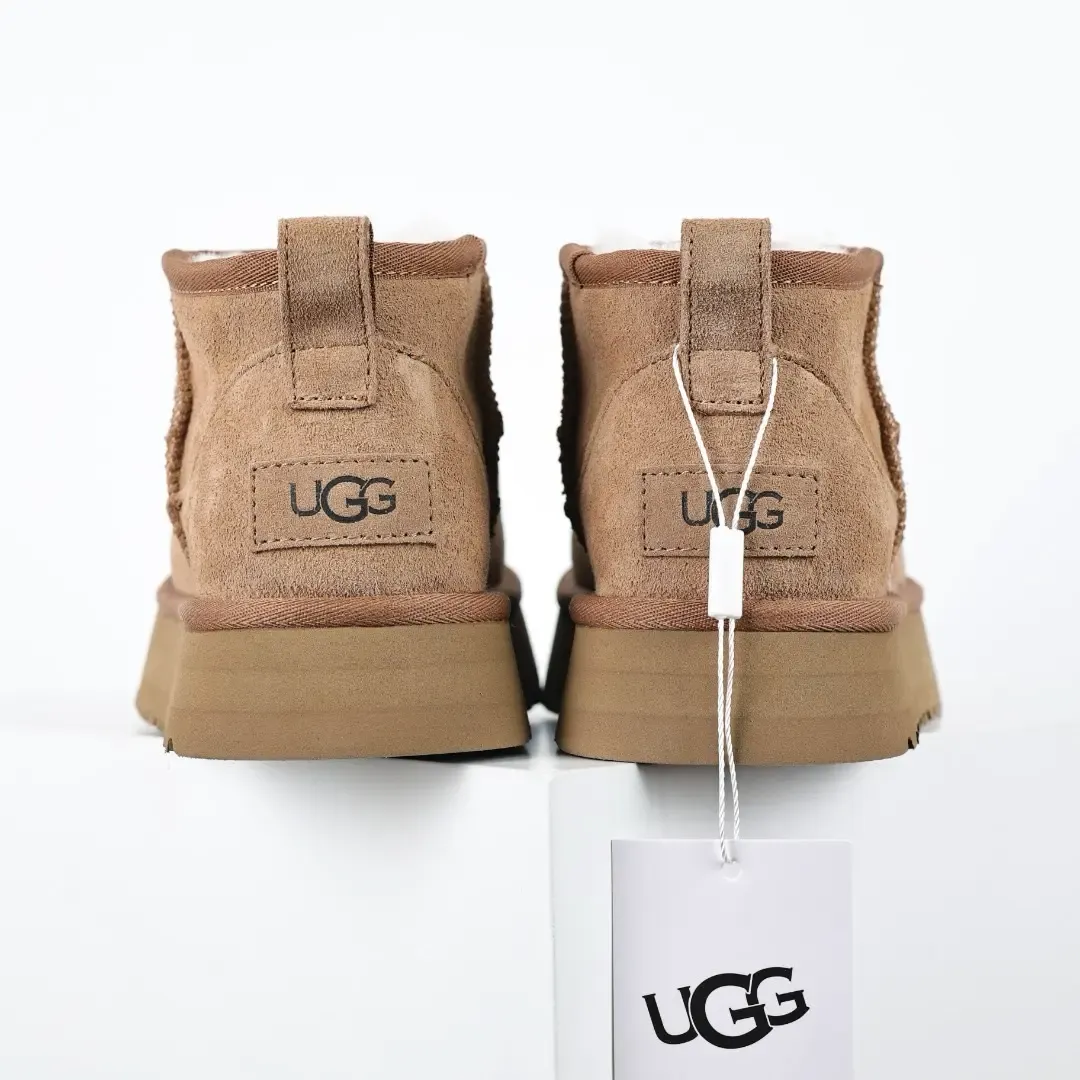 UGG Kids Classic Ultra Mini Platform Ankle Boots Sand - Image 4