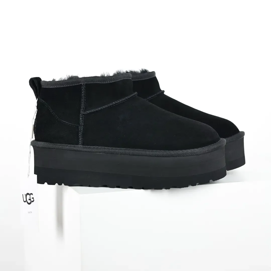 UGG Mini Platform Shorts In Black - Image 2
