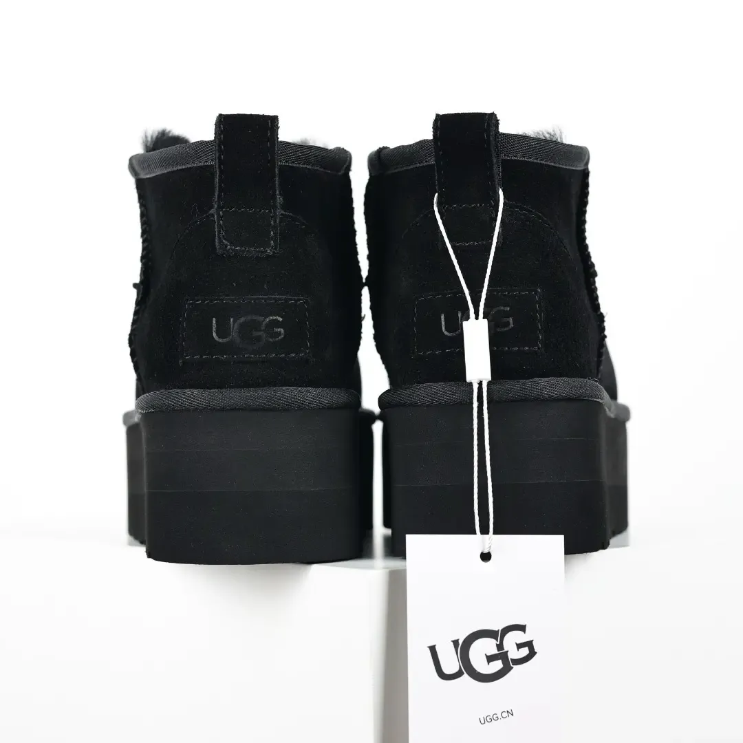 UGG Mini Platform Shorts In Black - Image 6