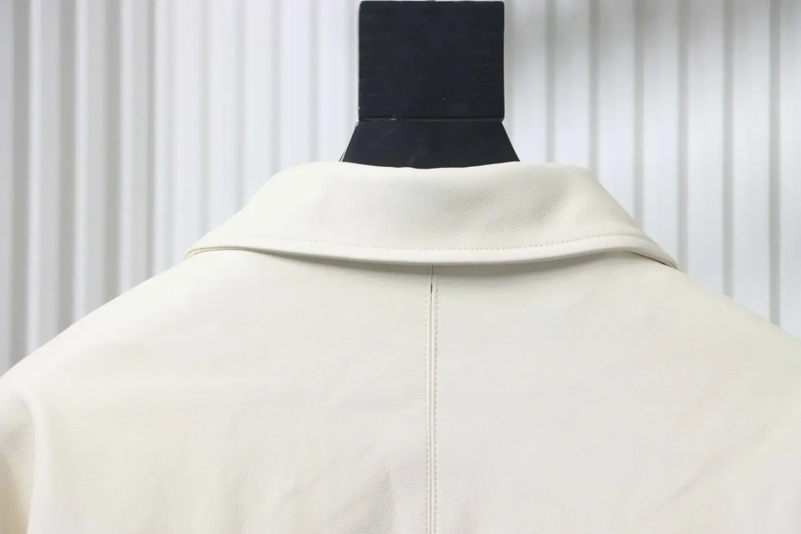 Baseball Jacket With Color Block Patternd - Image 4