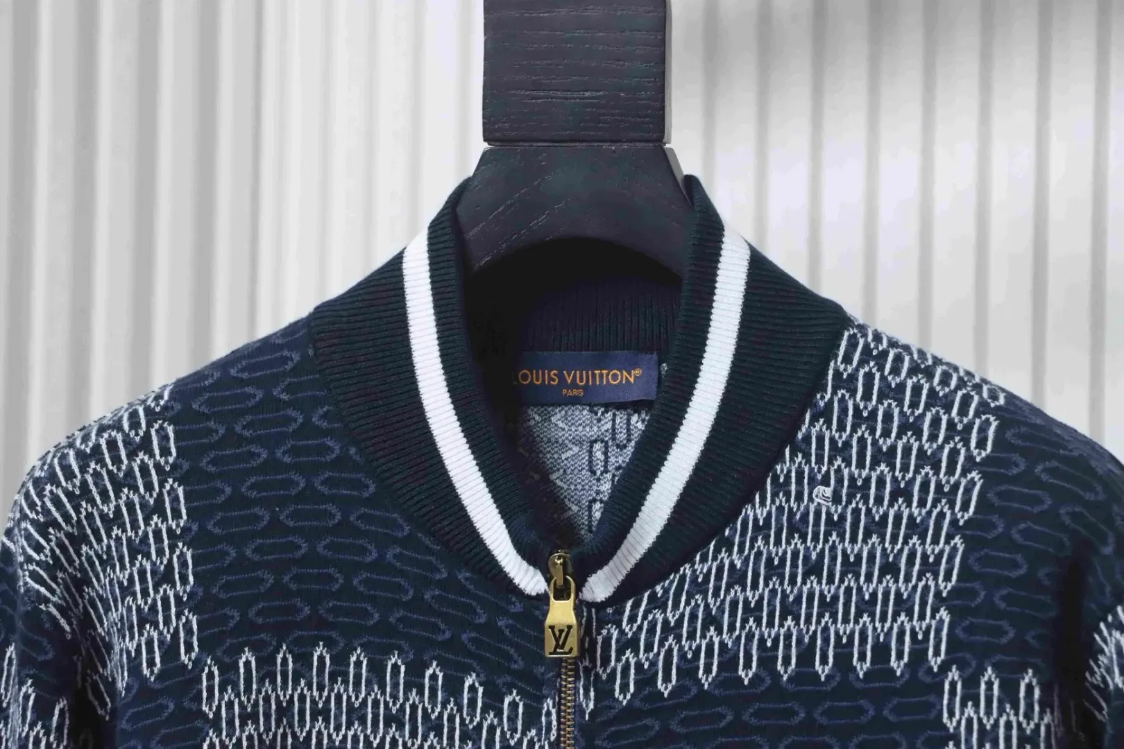 Checked Jacquard Cardigan With Zipper - Image 3