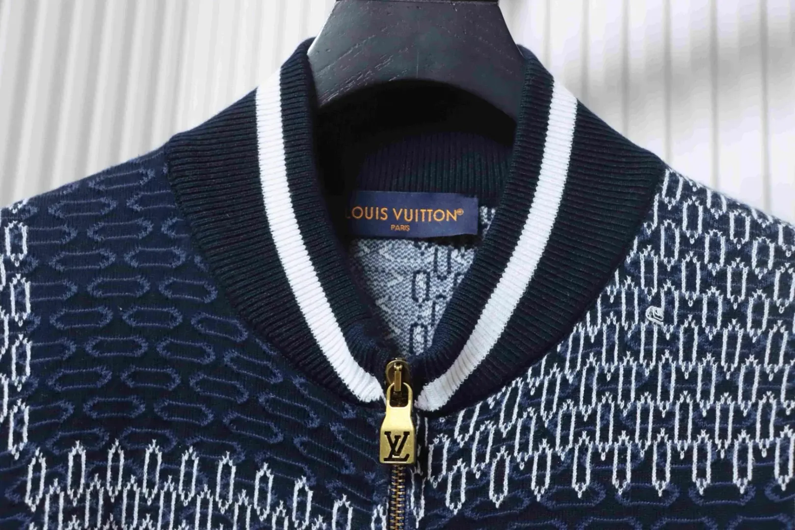 Checked Jacquard Cardigan With Zipper - Image 8