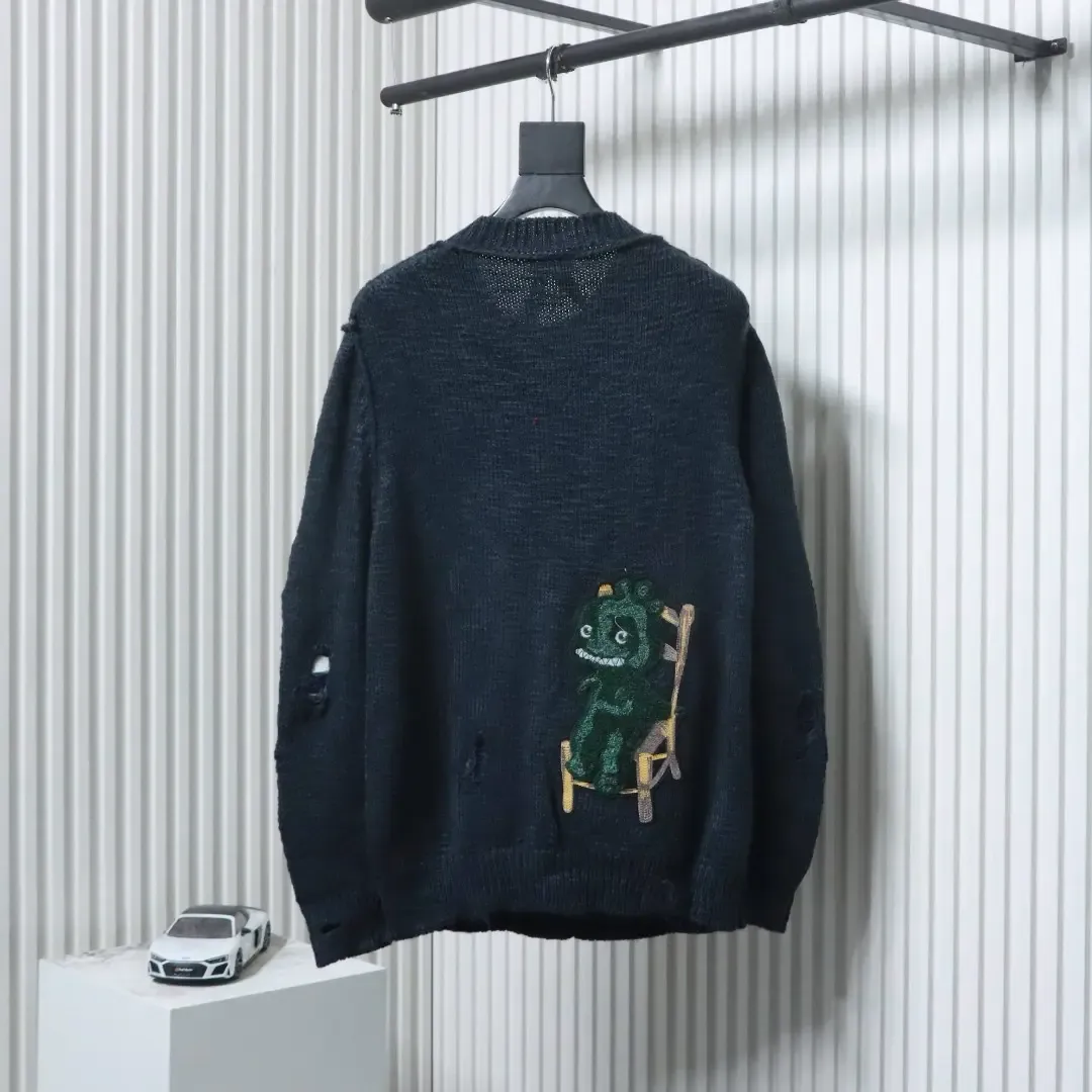 Embroidered Sweater With Dinosaur Chair Motif And Round Neckline - Image 13