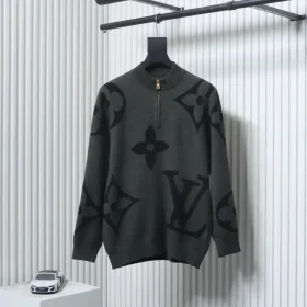 Knit sweater with large monogram logo and half zipper XXL