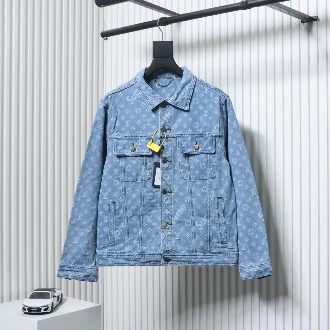 LU & Sup.1 denim jacket with all-over print - Image 3