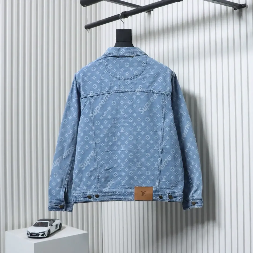 LU & Sup.1 denim jacket with all-over print - Image 4