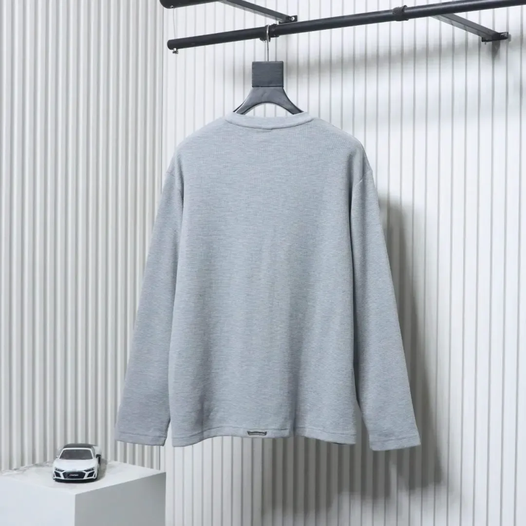 Long-Sleeved Leather Shirt With Waffle Texture And Cross Pattern - Image 2