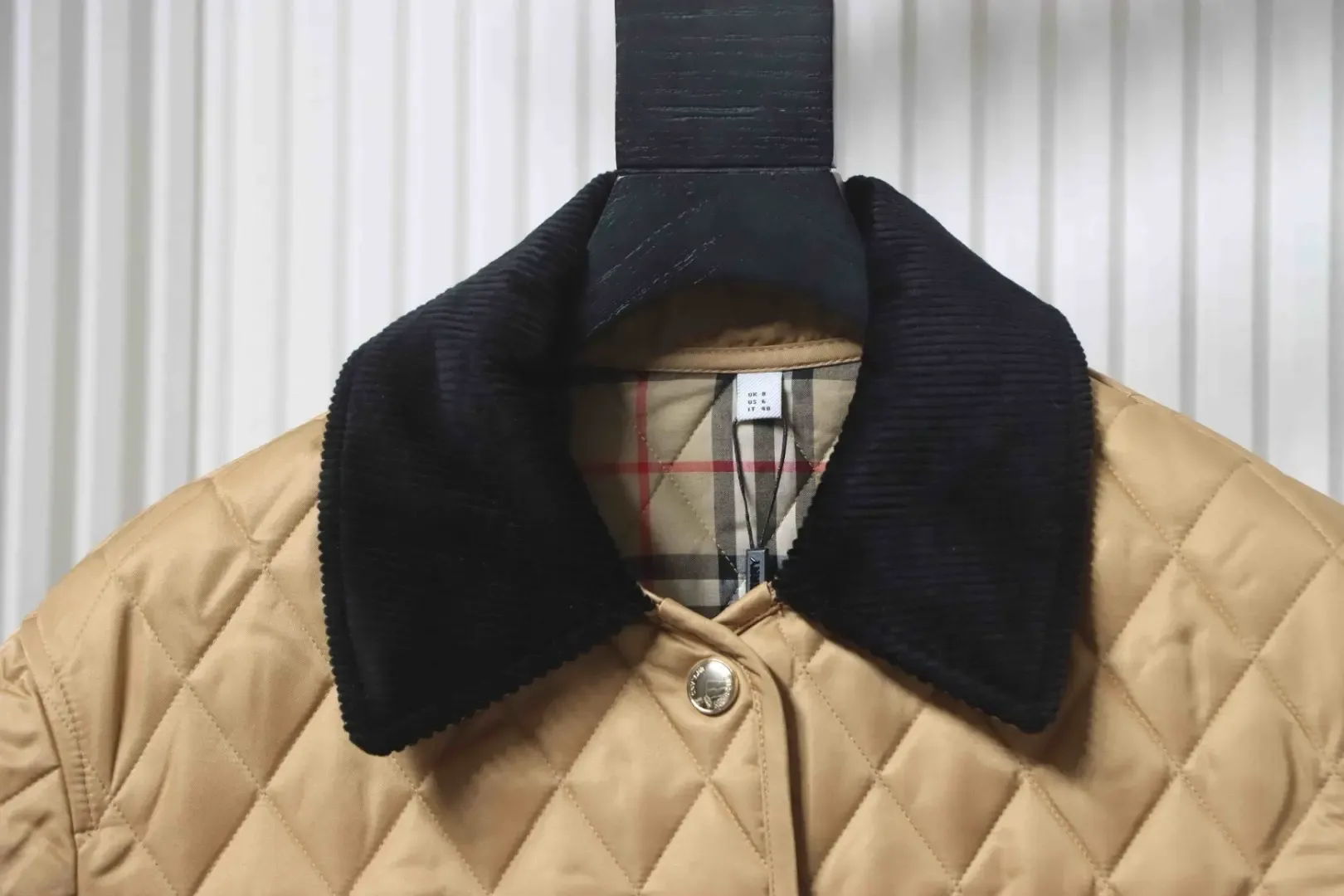 Quilted Stable Jacket With Corduroy Collar - Image 3