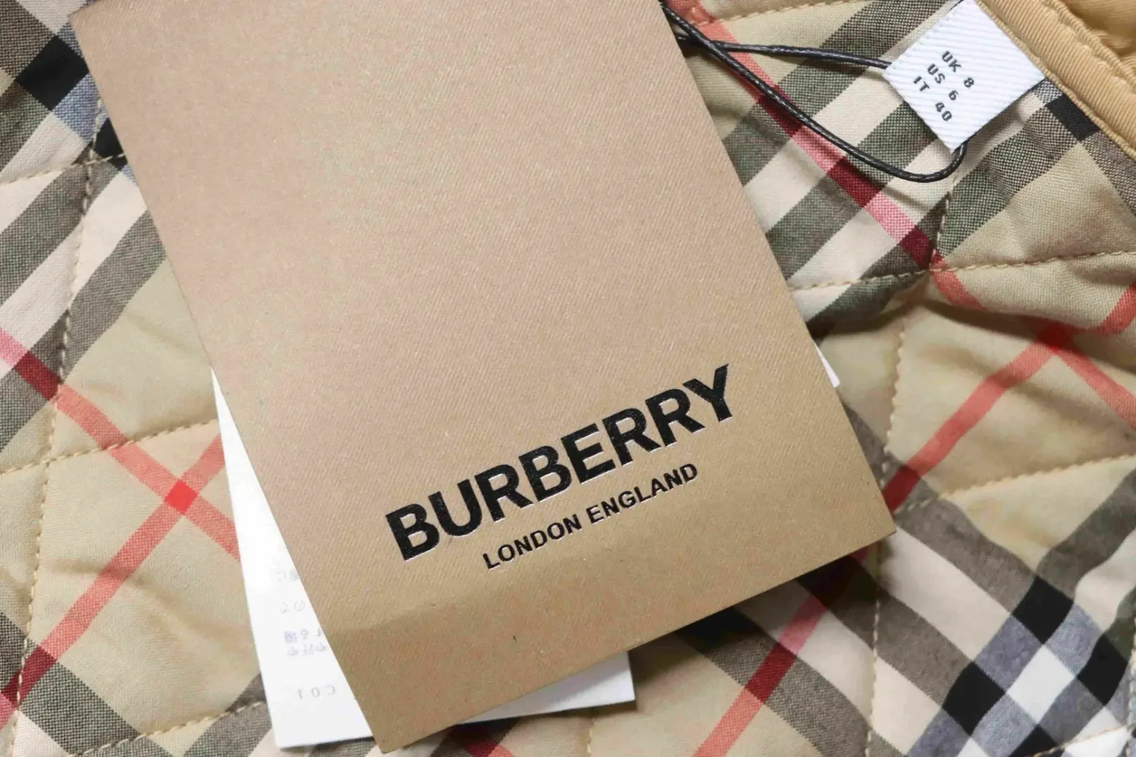 Quilted Stable Jacket With Corduroy Collar - Image 10