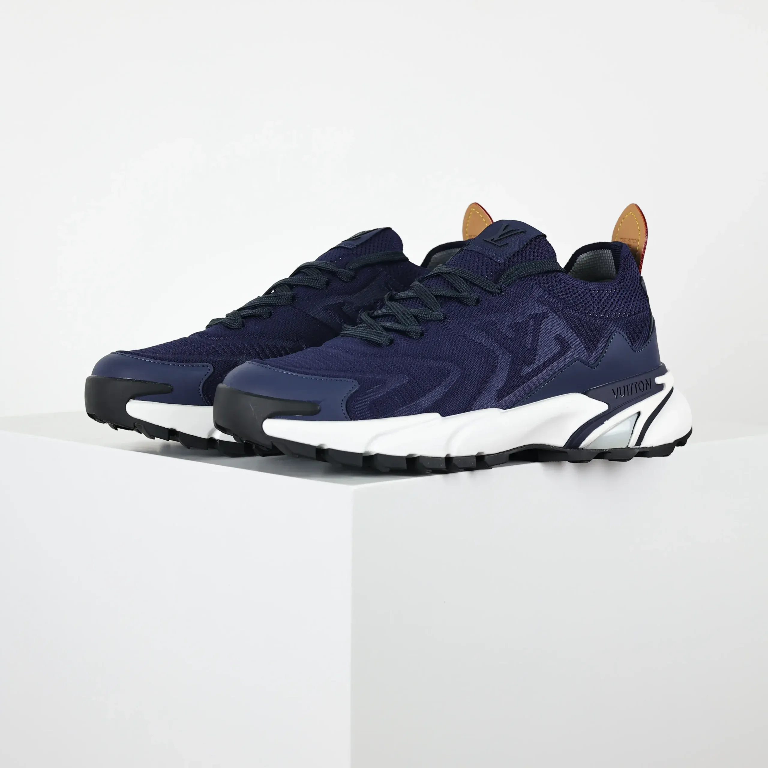 Runner Tatic Knitted Lace Up Sneakers In Blue And White - Image 3