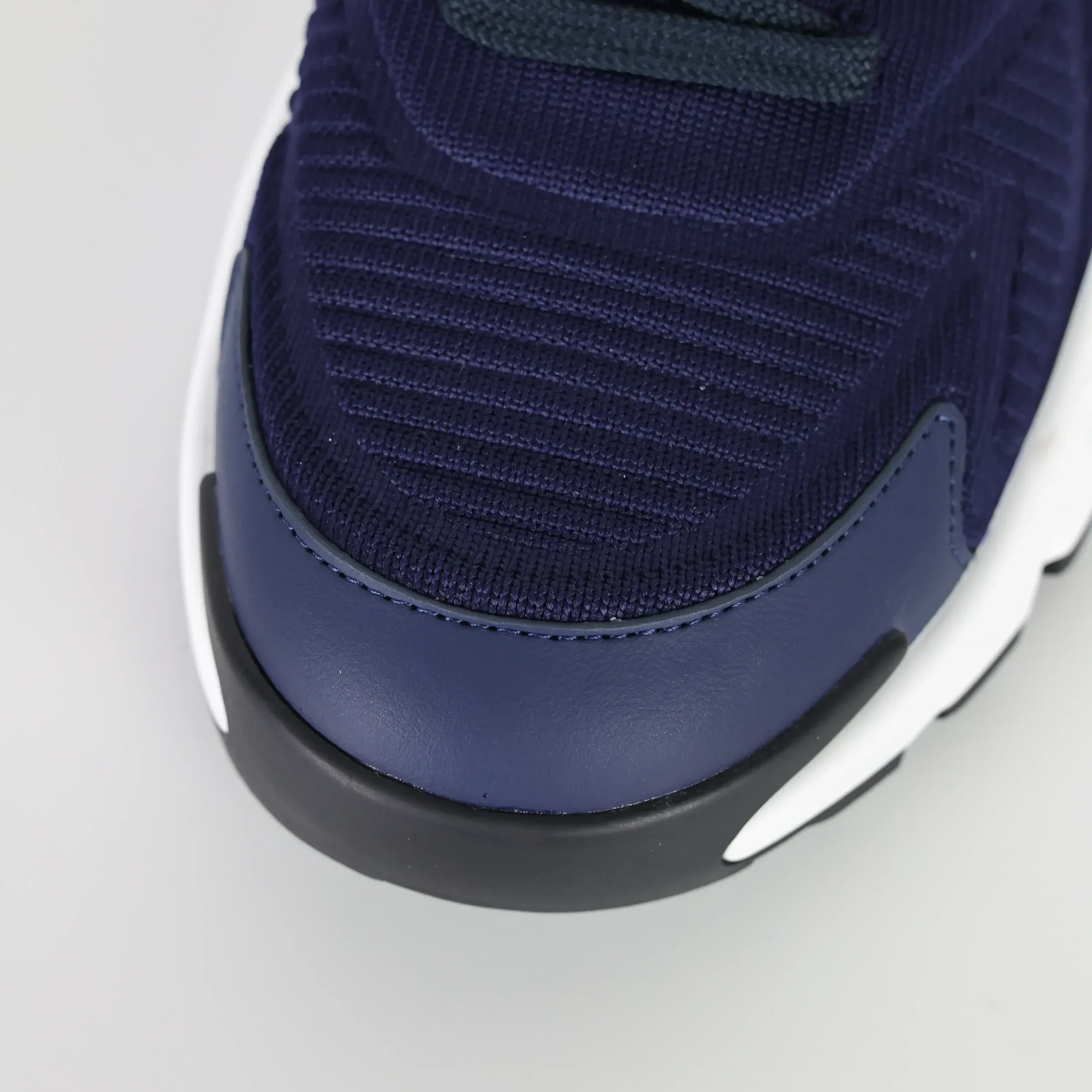 Runner Tatic Knitted Lace Up Sneakers In Blue And White - Image 10