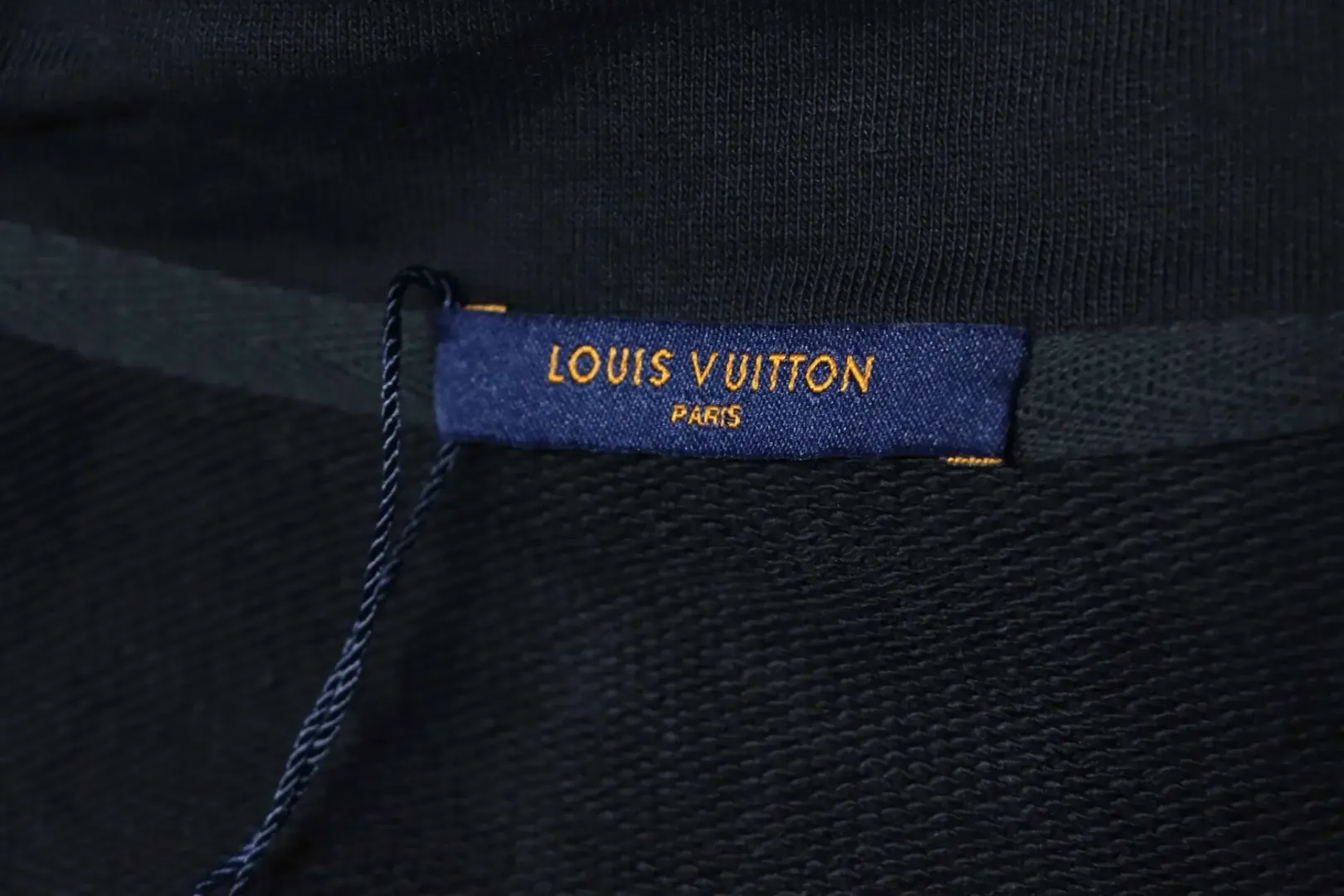 Suit Jacket With Four Flower Embroidery - Image 11