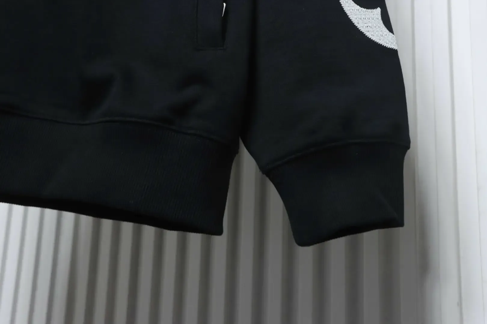 Suit Jacket With Four Flower Embroidery - Image 6