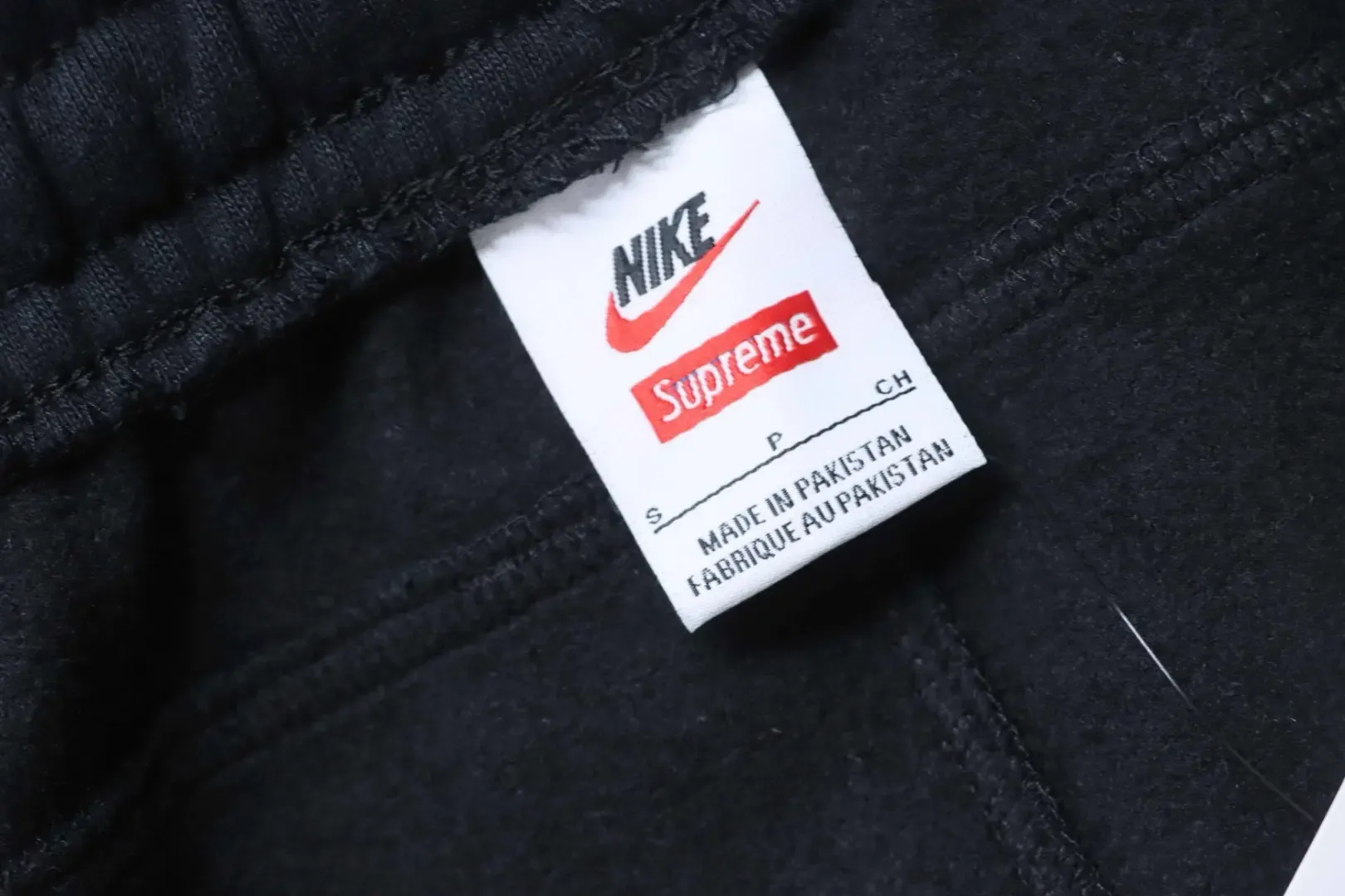 Sup.1reme X N1Ke 25Fw Nike Collaboration Pants With Fleece Lining - Image 10