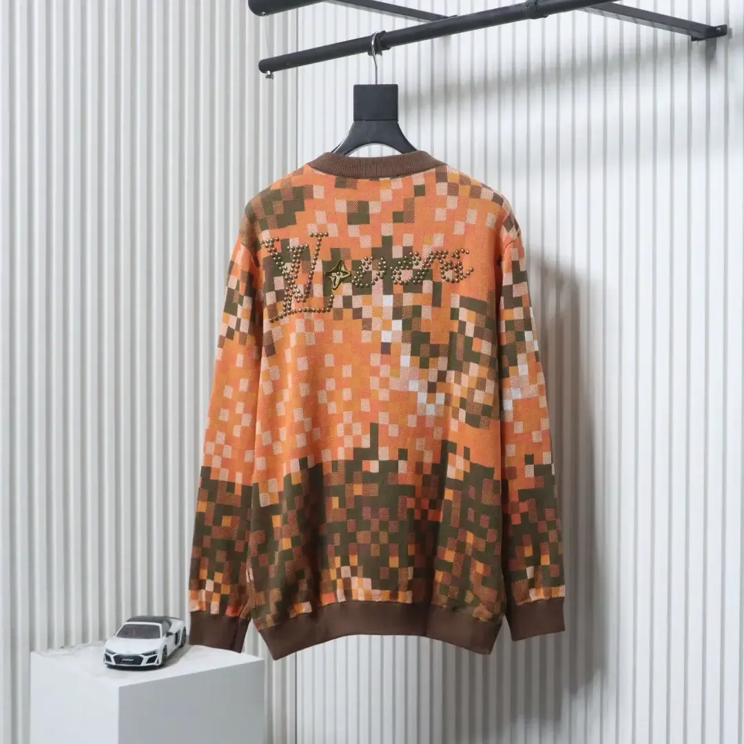 Sweater With Mosaic Pattern Round Neck And Back Studs - Image 2