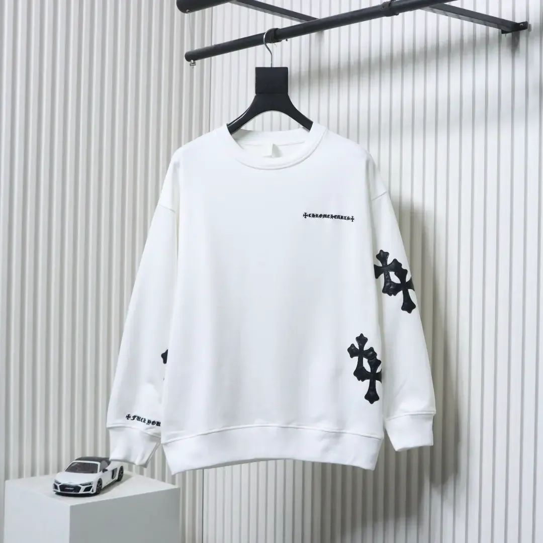 Sweatshirt With Leather Label Cross Embroidery And Round Neck - Image 12