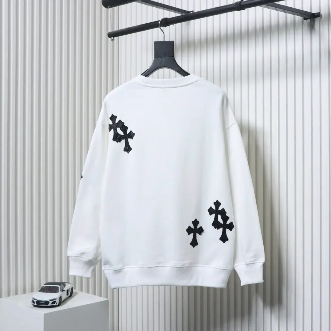 Sweatshirt With Leather Label Cross Embroidery And Round Neck - Image 13