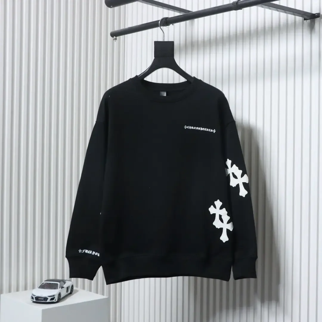Sweatshirt With Leather Label Cross Embroidery And Round Neck