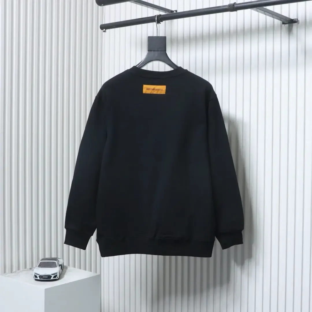 Sweatshirt With Sunflower Embroidery And Round Neck - Image 12