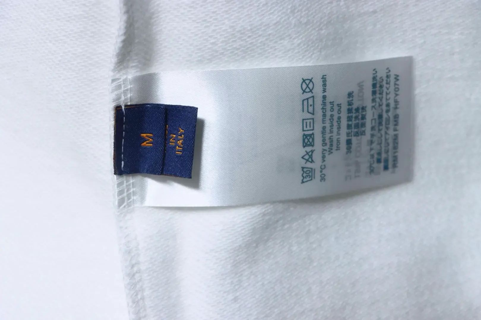 Sweatshirt With Sunflower Embroidery And Round Neck - Image 10