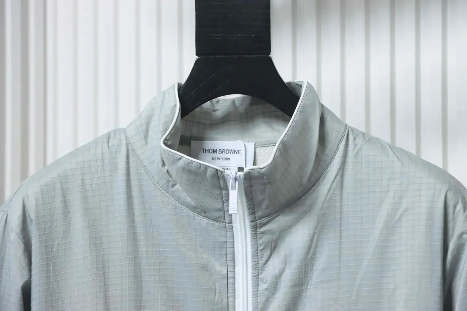 Tb Double Layered Leisure Jacket With Four-Ply Woven Stand Up Collar - Image 3