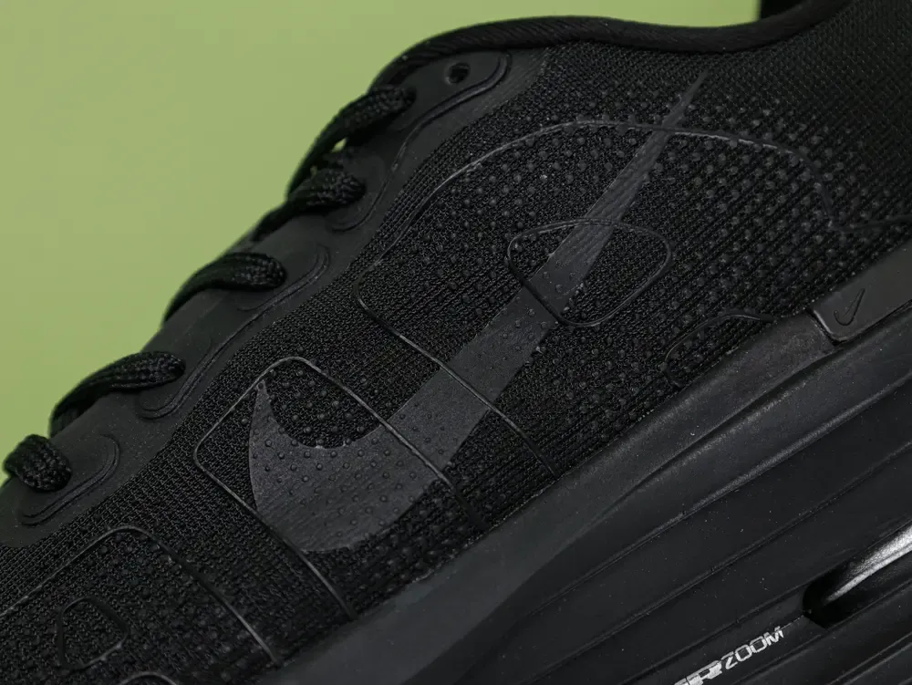 Vomero Plus Women'S Road Running Shoes Black - Image 8