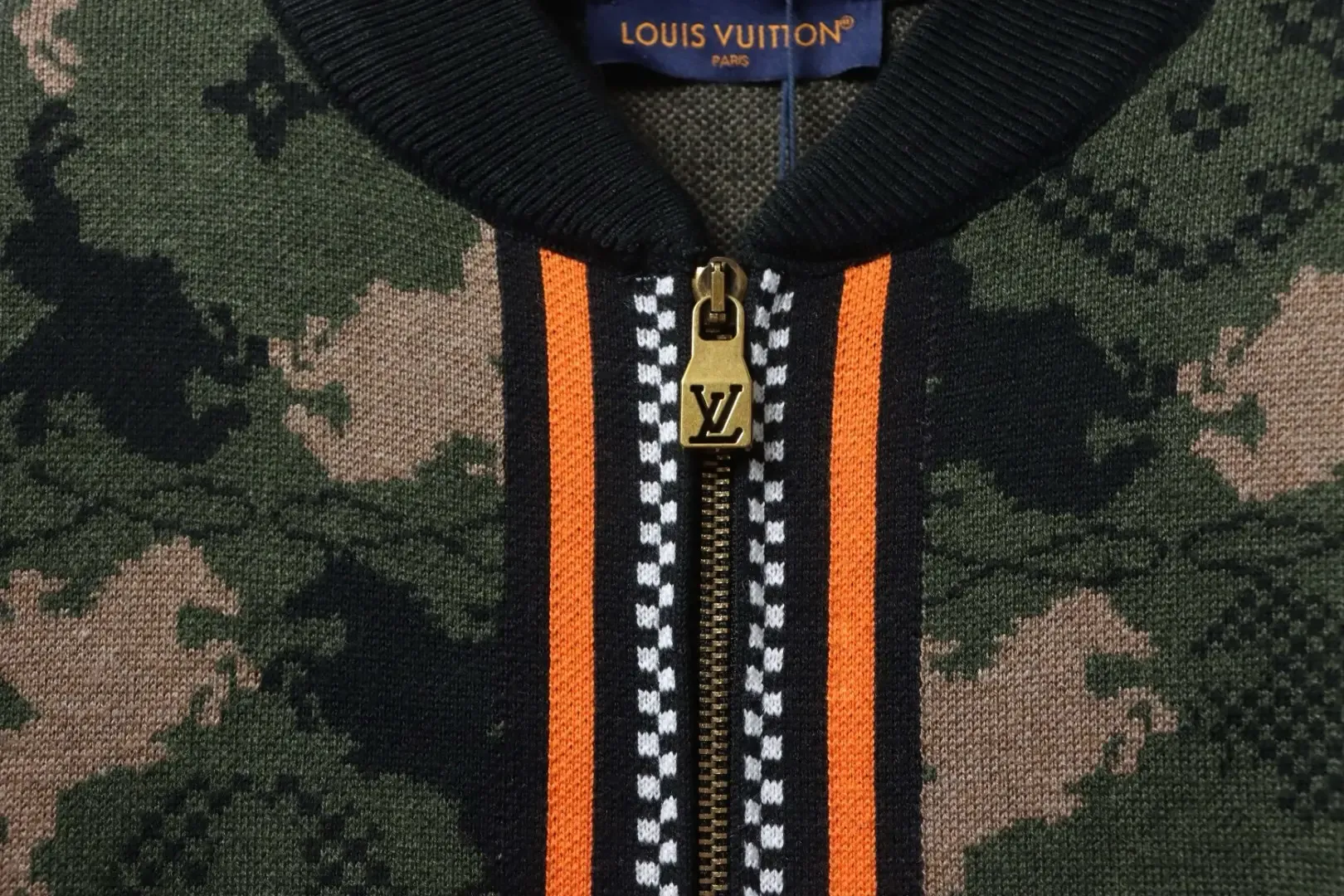 Western Cowboy Jacquard Cardigan With Camouflage Pattern - Image 4