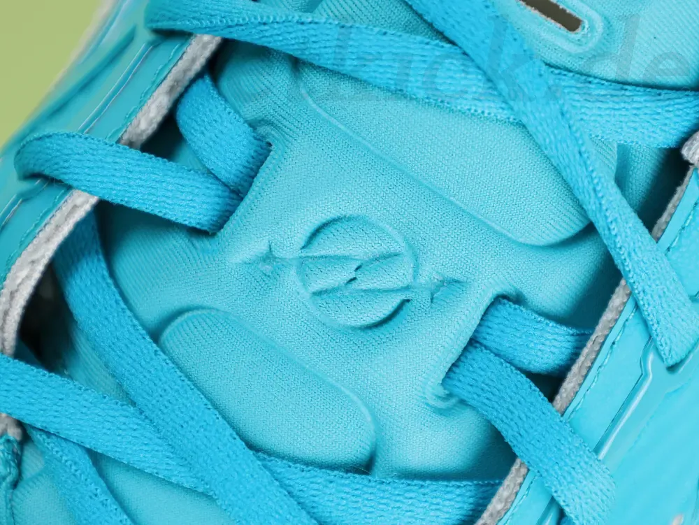 Air Zoom Gt Cut In Blue And Black - Image 11