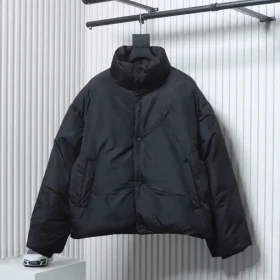 Ami 25Fw Down Jacket With Heart Embossing