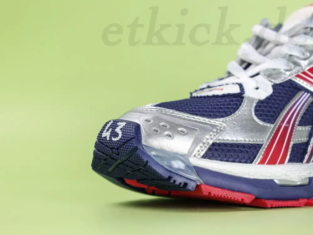 Balenciaga Mens Running Shoes With A Gradient Color Design In Navy Blue Red And Gray - Image 5
