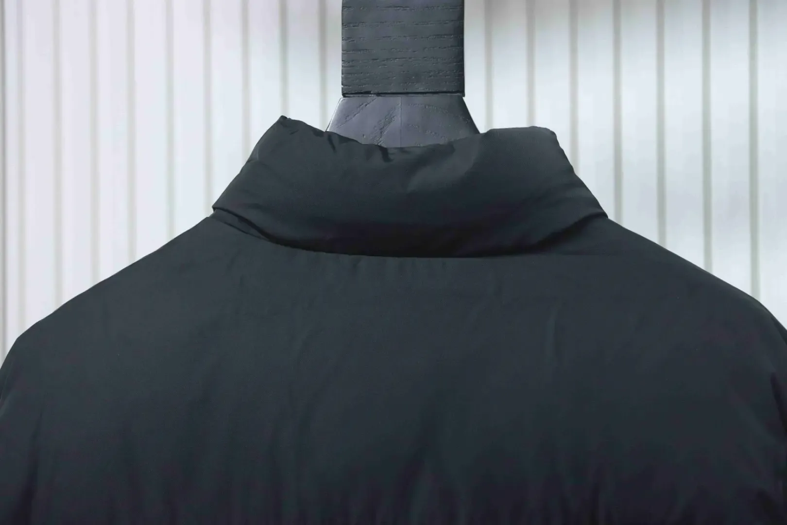 Balenciaga Reversible Brooch Coat - Image 4