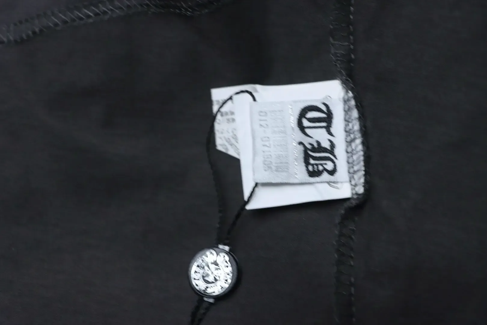 CH Shirt With Horseshoe Pattern - Image 10