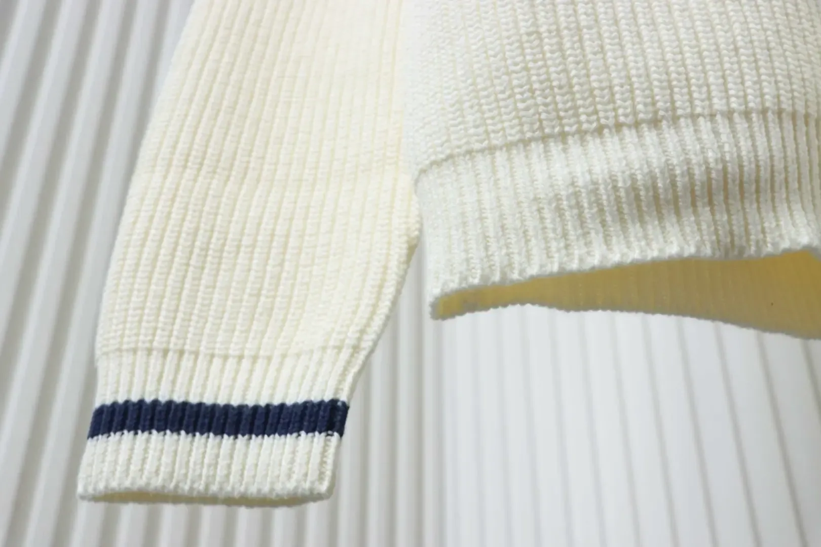 Color Blocked Striped Knitted Cardigan - Image 8