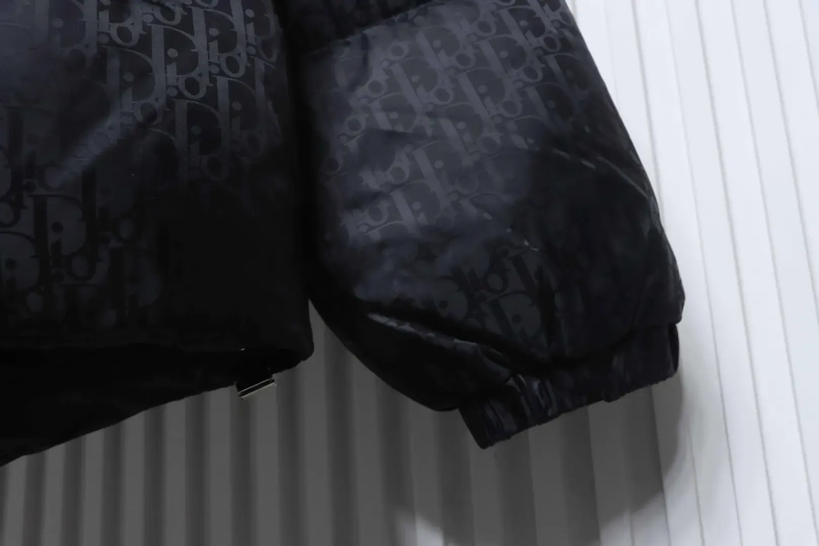 Down Jacket With Monogram Buttons And Zipper - Image 5