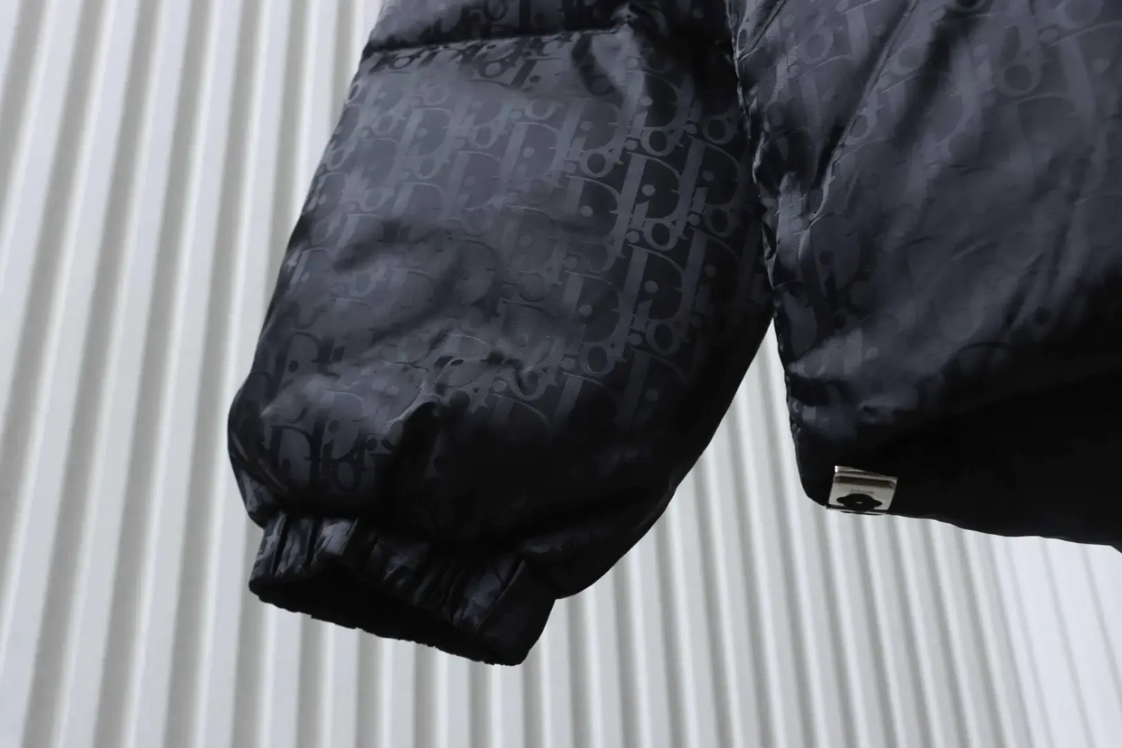 Down Jacket With Monogram Buttons And Zipper - Image 6